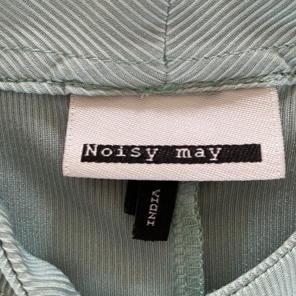NOISY MAY HIGH LOW TANK TOP | Women’s Size XS - Picture 4 of 5